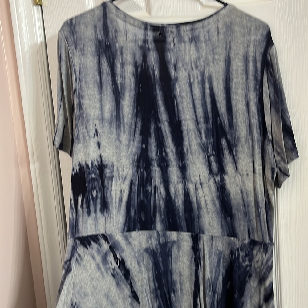Long flowy shirt - Picture 5 of 5
